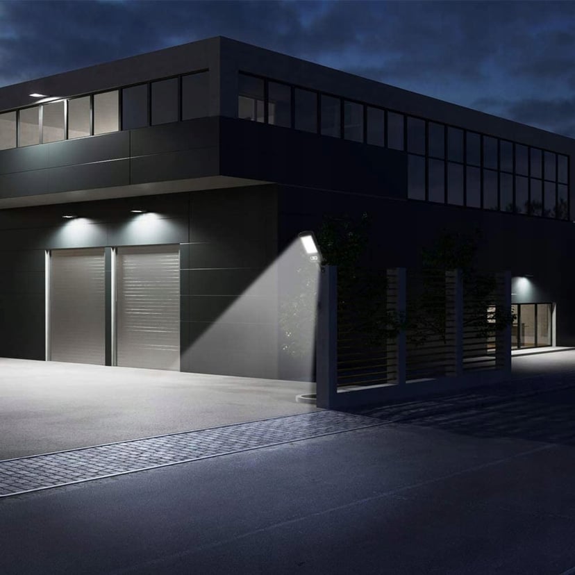 MOCNA LAMPA SOLARNA ULICZNA 24W CZUJNIK RUCHU ZMIERZCHU PILOT 1800LM